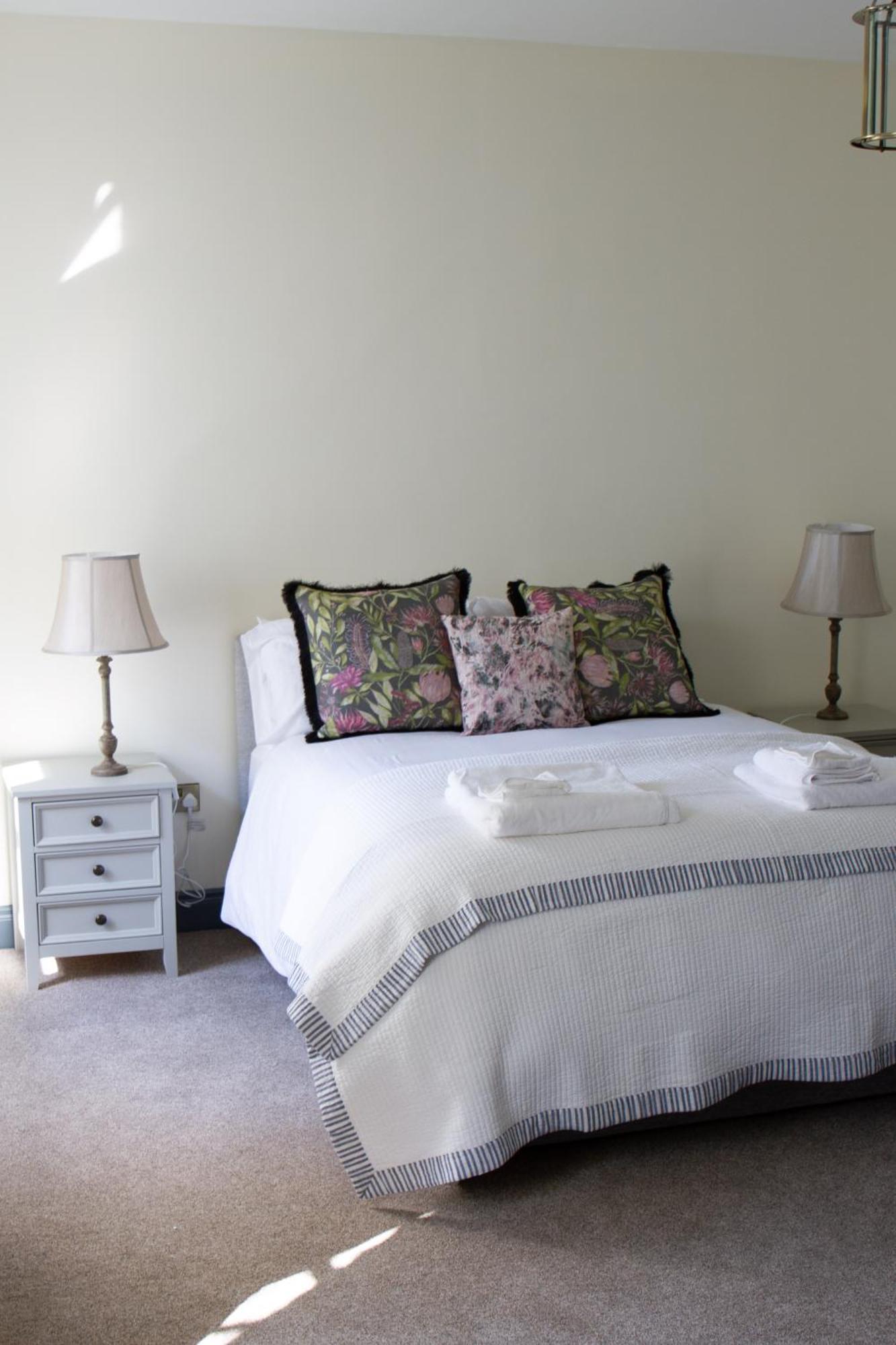 Hill House Lodge Sleeps 6 Overlooking The Rock Of Cashel Exterior foto